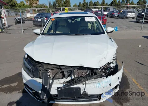 2017 Volkswagen Passat 1.8T Sel Premium from USA, damaged, VIN 1VWCT7A37HC058636